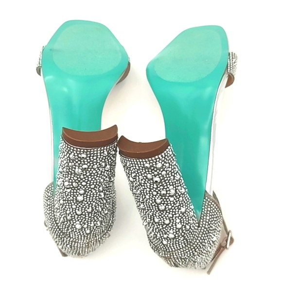 NEW Betsey Johnson Silver Rina Dress Heels Rhinestone 8.5 - Picture 14 of 15